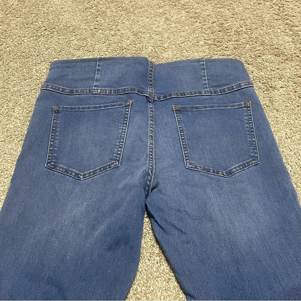 Women’s We the Free Penny Pull On Flare Jeans Size 29 - Picture 3 of 5
